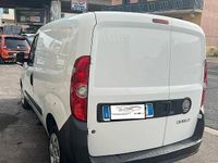 Usata Fiat Doblò Dynamic 105 CV (77 kW) 2010 Bianco Monovolume