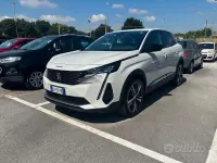 Usata Peugeot 3008 Allure 131 CV (96 kW) 2022 Bianco SUV