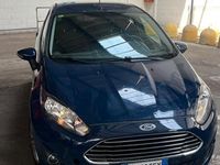 Usata Ford Fiesta 92 CV (67 kW) 2014 Blu Utilitaria
