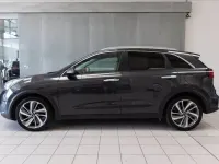 Usata Kia Niro Urban 141 CV (103 kW) 2018 Grigio metallizzato SUV
