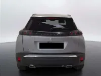 Usata Peugeot 2008 Allure 131 CV (96 kW) 2023 Grigio chiaro SUV