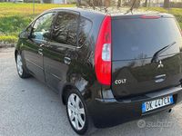 Usata Mitsubishi Colt 75 CV (55 kW) 2007 Nero Berlina