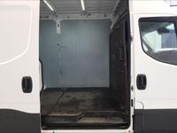 Usata Iveco Daily 136 CV (100 kW) 2019 Bianco Furgone