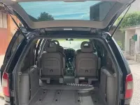 Usata Chrysler Voyager 141 CV (103 kW) 2002 Nero Monovolume
