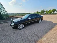 Usata Mercedes CLK220 150 CV (110 kW) 2010 Nero Coupé