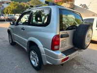Usata Suzuki Grand Vitara 109 CV (80 kW) 2004 Grigio SUV