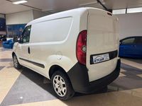 Usata Fiat Doblò Business 120 CV (88 kW) 2021 Bianco Monovolume