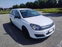 Usata Opel Astra Enjoy 101 CV (74 kW) 2005 Station wagon