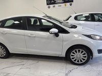 Usata Ford Fiesta Business Edition 75 CV (55 kW) 2016 Bianco Berlina