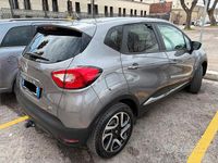 Usata Renault Captur 90 CV (66 kW) 2016 Grigio SUV