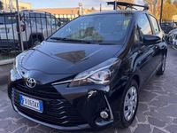 Usata Toyota Yaris Lounge 107 CV (78 kW) 2019 Nero Berlina