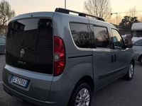 Usata Fiat Doblò 105 CV (77 kW) 2010 Grigio Monovolume