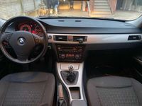 usata BMW 318 318 d Touring 2.0 143cv eletta