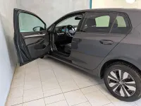 Usata VW Golf VIII Move 110 CV (80 kW) 2024 Grigio Berlina