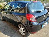 Usata Renault Clio III Dynamique 75 CV (55 kW) 2012 Nero Berlina