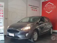 Usata Ford Fiesta 86 CV (63 kW) 2019 Grigio Utilitaria