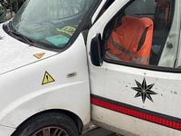 Usata Fiat Doblò 2005 Bianco Monovolume