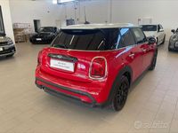 Usata Mini Cooper Classic 136 CV (100 kW) 2022 Rosso Utilitaria