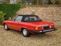 Usata Mercedes SL500 231 CV (169 kW) 1983 Rosso Cabrio