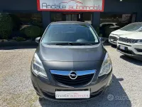Usata Opel Meriva Cosmo 101 CV (74 kW) 2012 Grigio Monovolume