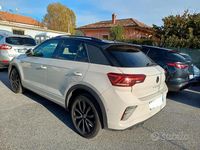 Usata VW T-Roc R-line 116 CV (85 kW) 2023 SUV