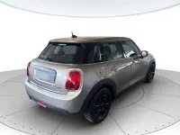 Usata Mini ONE 75 CV (55 kW) 2020 Argento brillante metallizzato Utilitaria