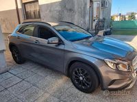 Usata Mercedes GLA200 Business 156 CV (114 kW) 2017 Grigio SUV