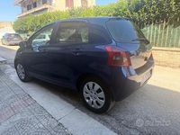 Usata Toyota Yaris 89 CV (65 kW) 2006 Blu Berlina