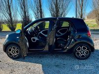 Usata Smart ForFour 70 CV (51 kW) 2015 Nero Utilitaria
