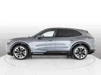 Nuova Porsche Cayenne Electric 2026 Grigio vanadio metallizzato SUV