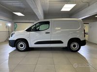 Usata Opel Combo-e Life Edition 100 kW (136 CV) 2024 Bianco Monovolume
