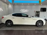 Usata Maserati Ghibli 275 CV (202 kW) 2017 Bianco Berlina