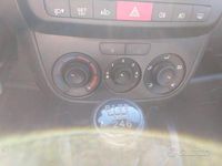 Usata Fiat Doblò 105 CV (77 kW) 2011 Blu pastello Monovolume