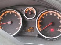 Używany Opel Corsa 85 KM (62 kW) 2012 Czerwony Hatchback