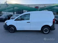 Usata Renault Kangoo Edition One 95 CV (69 kW) 2022 Bianco Monovolume
