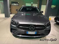 Usata Mercedes E220 Premium 194 CV (142 kW) 2021 Gray Station wagon