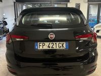 Usata Fiat Tipo Easy 120 CV (88 kW) 2018 Nero Station wagon