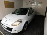 Usata Renault Clio II Dynamique 75 CV (55 kW) 2011 Bianco pastello Berlina