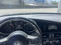 Usata Alfa Romeo Giulia 160 CV (117 kW) 2020 Grigio Berlina