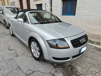 Usata Audi TT Roadster 150 CV (110 kW) 2003 Argento Cabrio
