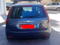 Usata Ford Fiesta 68 CV (50 kW) 2005 Grigio Utilitaria