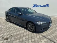 Usata Alfa Romeo Giulia 150 CV (110 kW) 2016 Blu Berlina