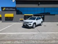 Usata Jeep Compass 131 CV (96 kW) 2024 Bianco / pastello SUV