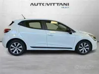 Usata Renault Clio V Equilibre 101 CV (74 kW) 2023 Bianco Berlina