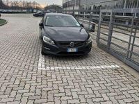 Usata Volvo V60 R-Design Kinetic 215 CV (158 kW) 2015 Station wagon