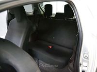 Usata Toyota iQ 68 CV (50 kW) 2010 Argento Utilitaria