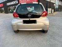 Usata Toyota Aygo Sol 68 CV (50 kW) 2010 Beige Utilitaria
