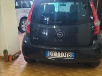 Usata Opel Agila 86 CV (63 kW) 2009 Nero Utilitaria