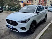 Usata MG ZS Luxury 106 CV (77 kW) 2024 Bianco SUV