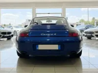 Usata Porsche 911 Carrera 4 300 CV (220 kW) 2001 Blu/azzurro Coupé